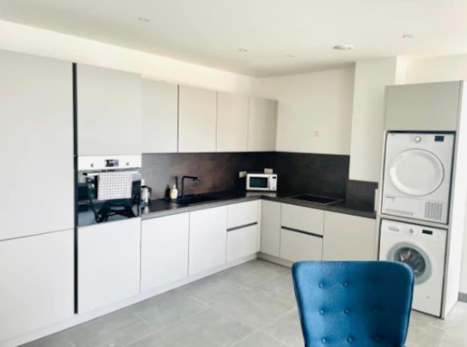 Apartment 3 Bedrooms W Terrace&parking *